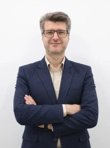 آقای دکتر سید مجتبی صباغ جعفری استادیار و متخصص هوش مصنوعی و نرم‌افزار
